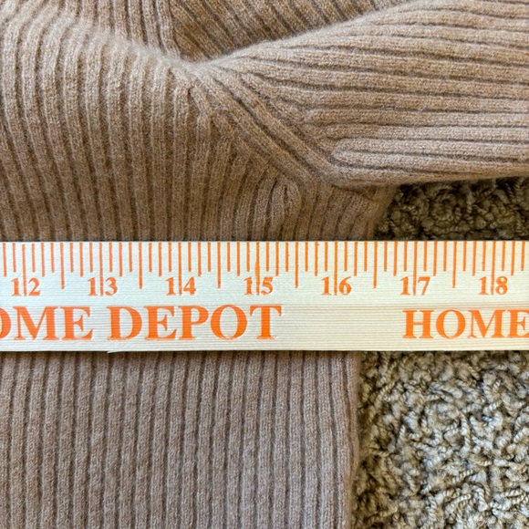 Madewell (Re)sourced Cashmere Crop Cardigan Sweater - Picture 5 of 9